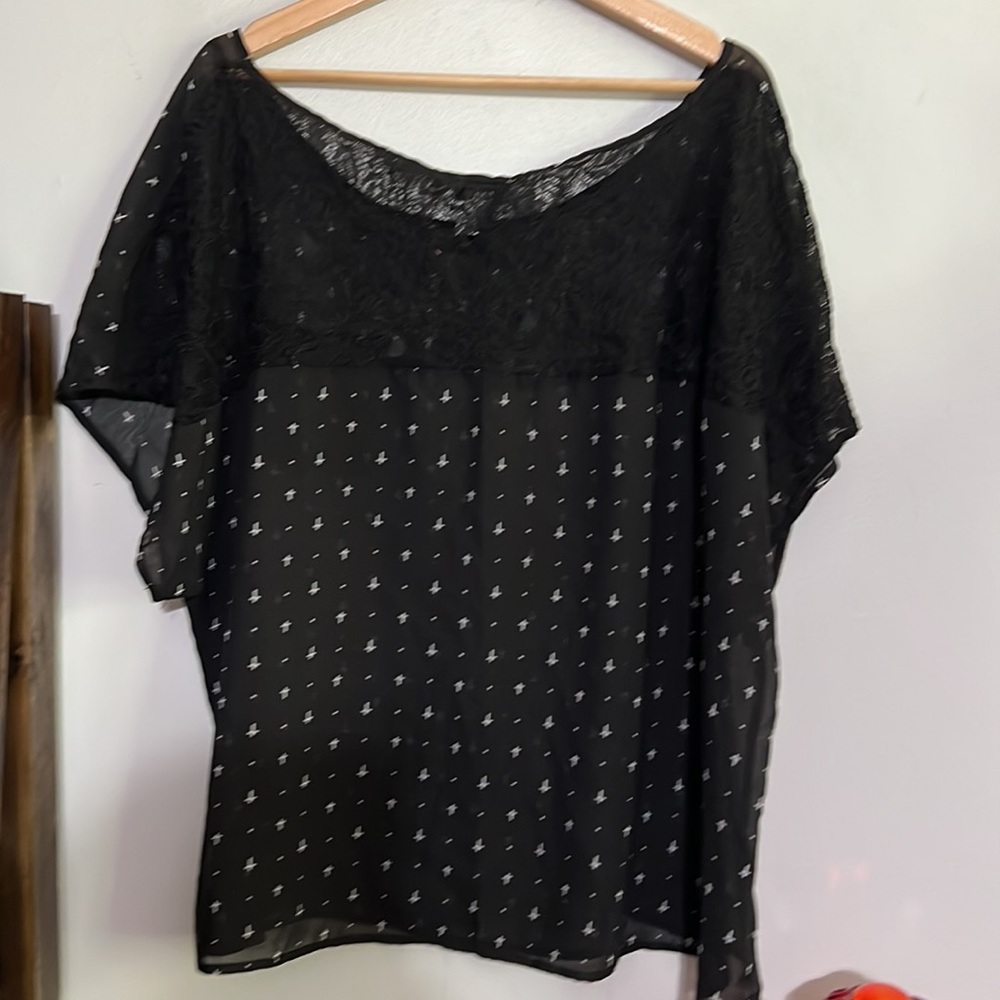 Torrid Plus Size Black & White Patterned Sheer Do… - image 5